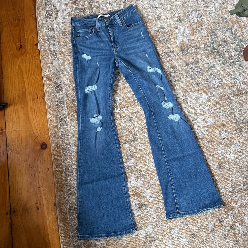Classic Distressed Flare Jeans - Blue